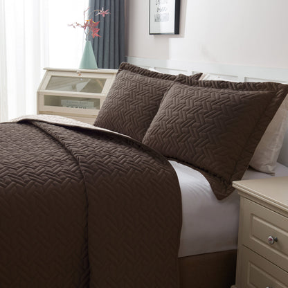 Elegant Comfort 3-Piece Majestic Quilted Reversible Bedspread Coverlet Set