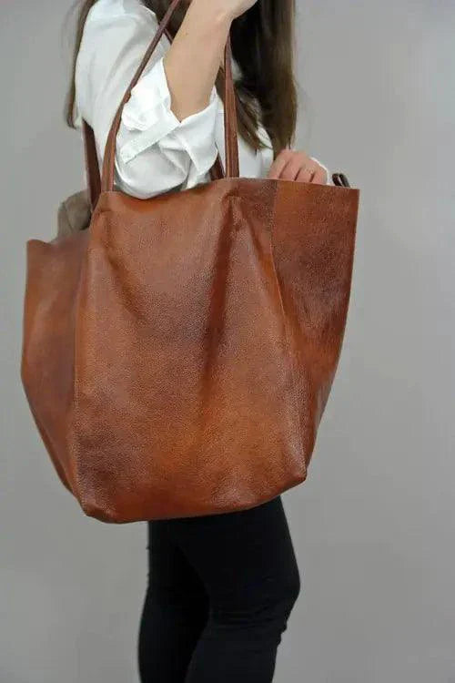Chic Leather Tote Handbags