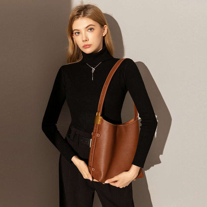 Essential Leather Bucket Bag