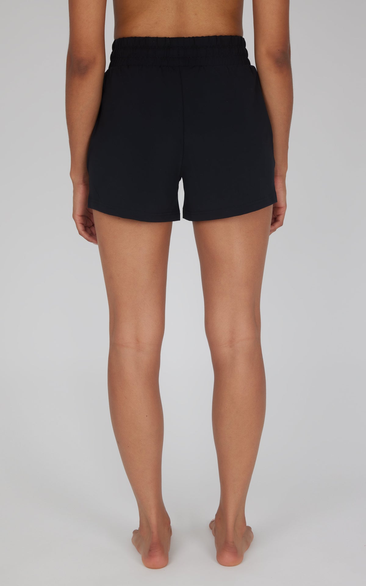 90 Degree by Reflex Lux City Life 4" Short
