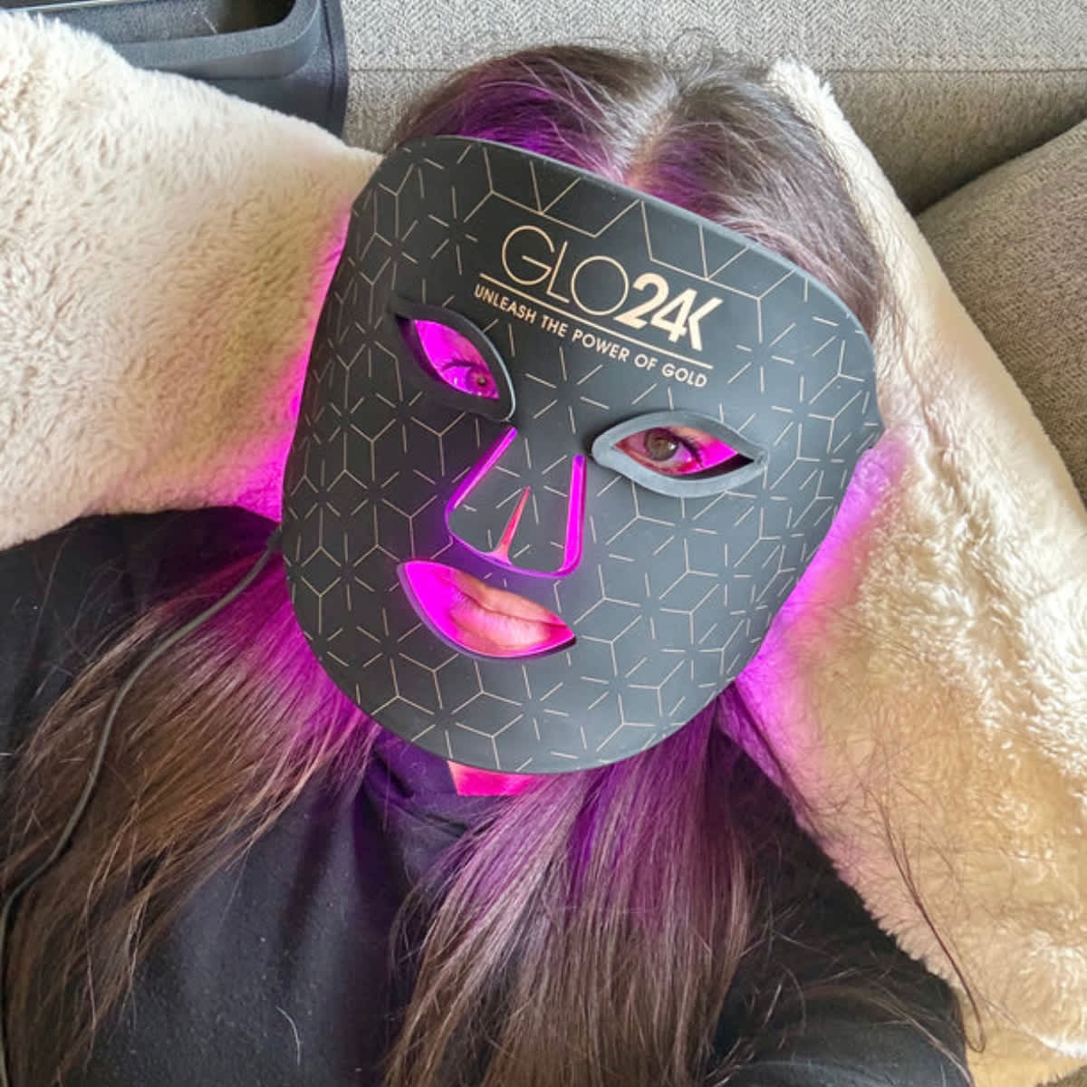 GLO24K 7in1 LED Photon Rejuvenation Super Mask