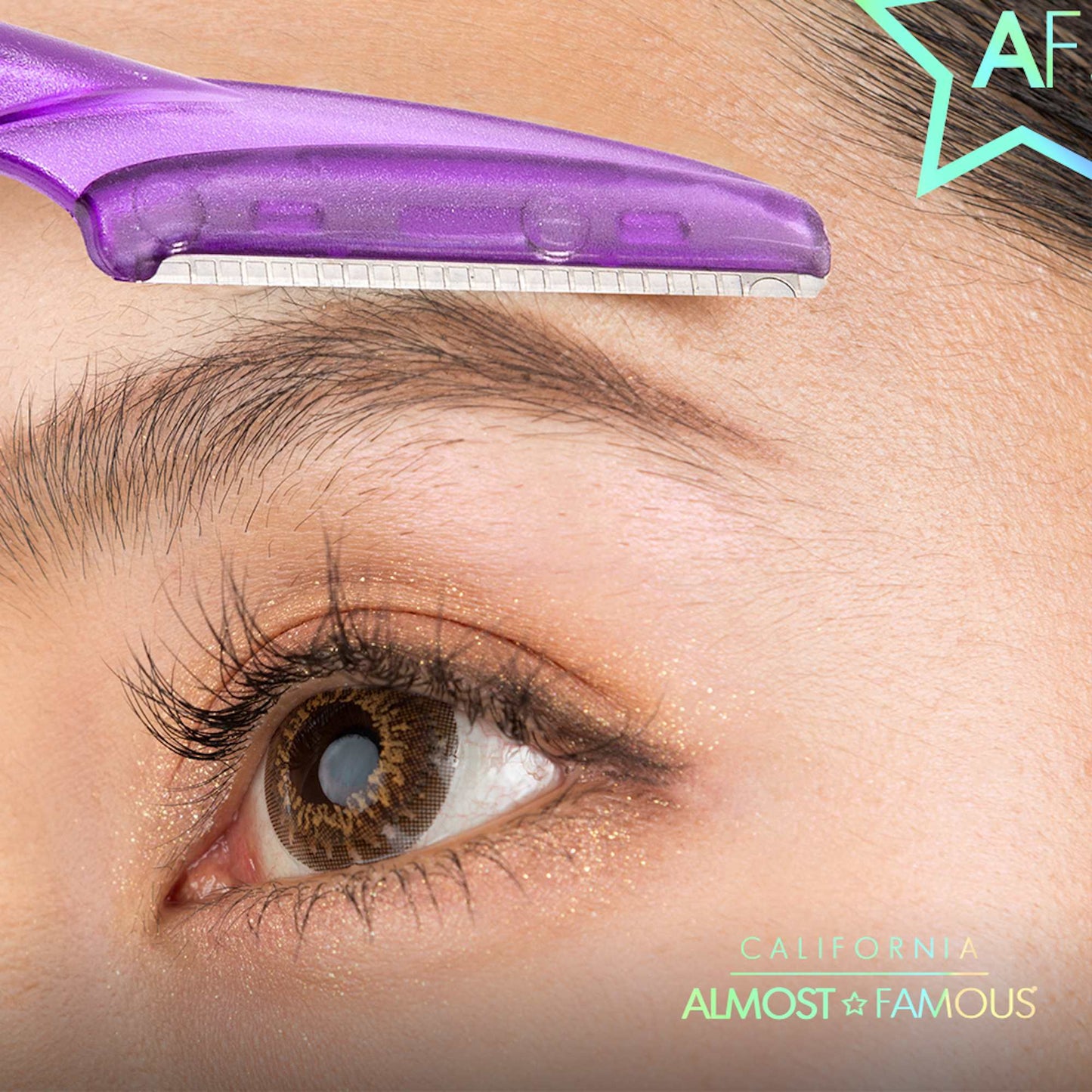 ALMOST FAMOUS - 6-Pack Dermaplaning Razors Set