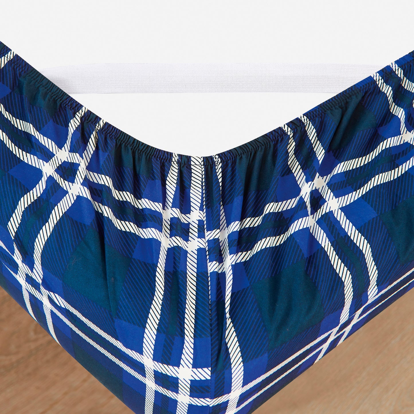 Elegant Comfort 6-Piece Plaid Pattern Bed Sheet Set - Soft as a Hotel Premium Quality