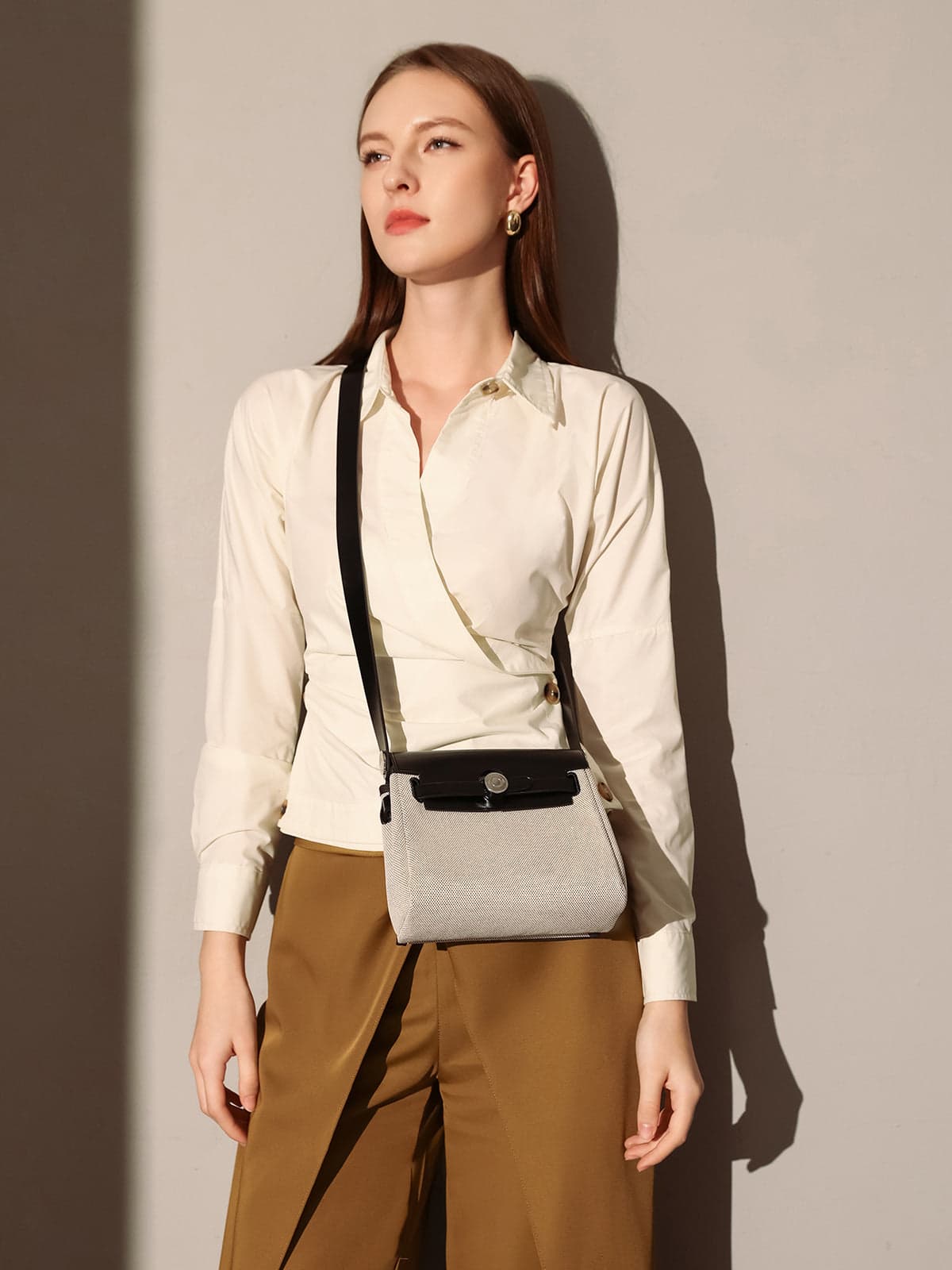 Carolina Universal Mini Leather Shoulder Bag