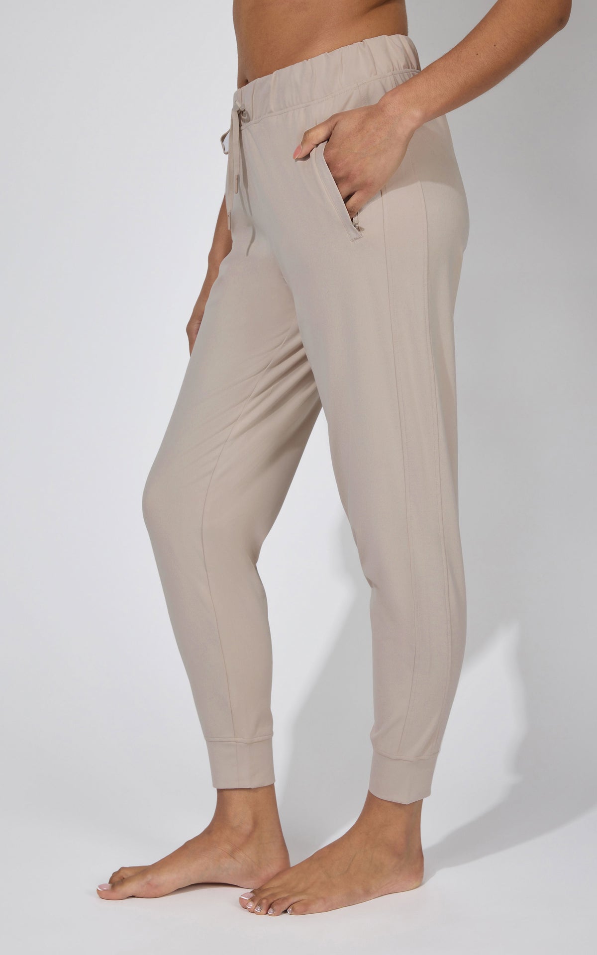 90 Degree by Reflex Lux Avenue Side Pocket Jogger