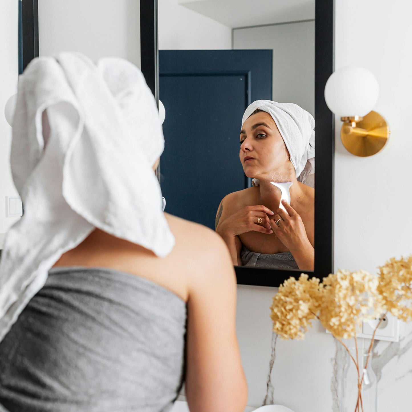 BENE LED Neck Beauty Device