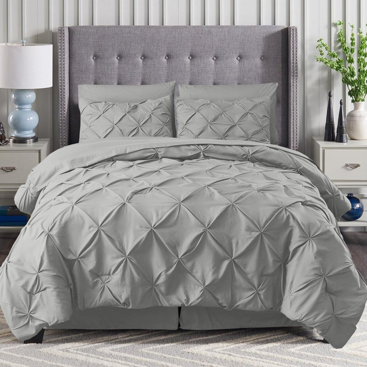 Elegant Comfort 8-Piece Pintuck Pinch Pleated Comforter Set - Includes 4-Piece Sheet Set with Double Sided Storage Pockets