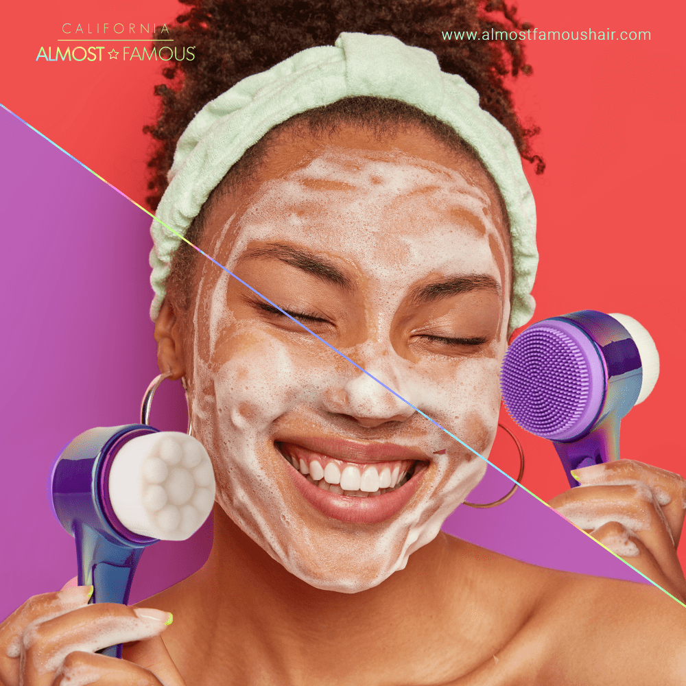 Almost FAMOUS "Cleanse It" 550K Microfiber 2-in-1 Exfoliator Brush