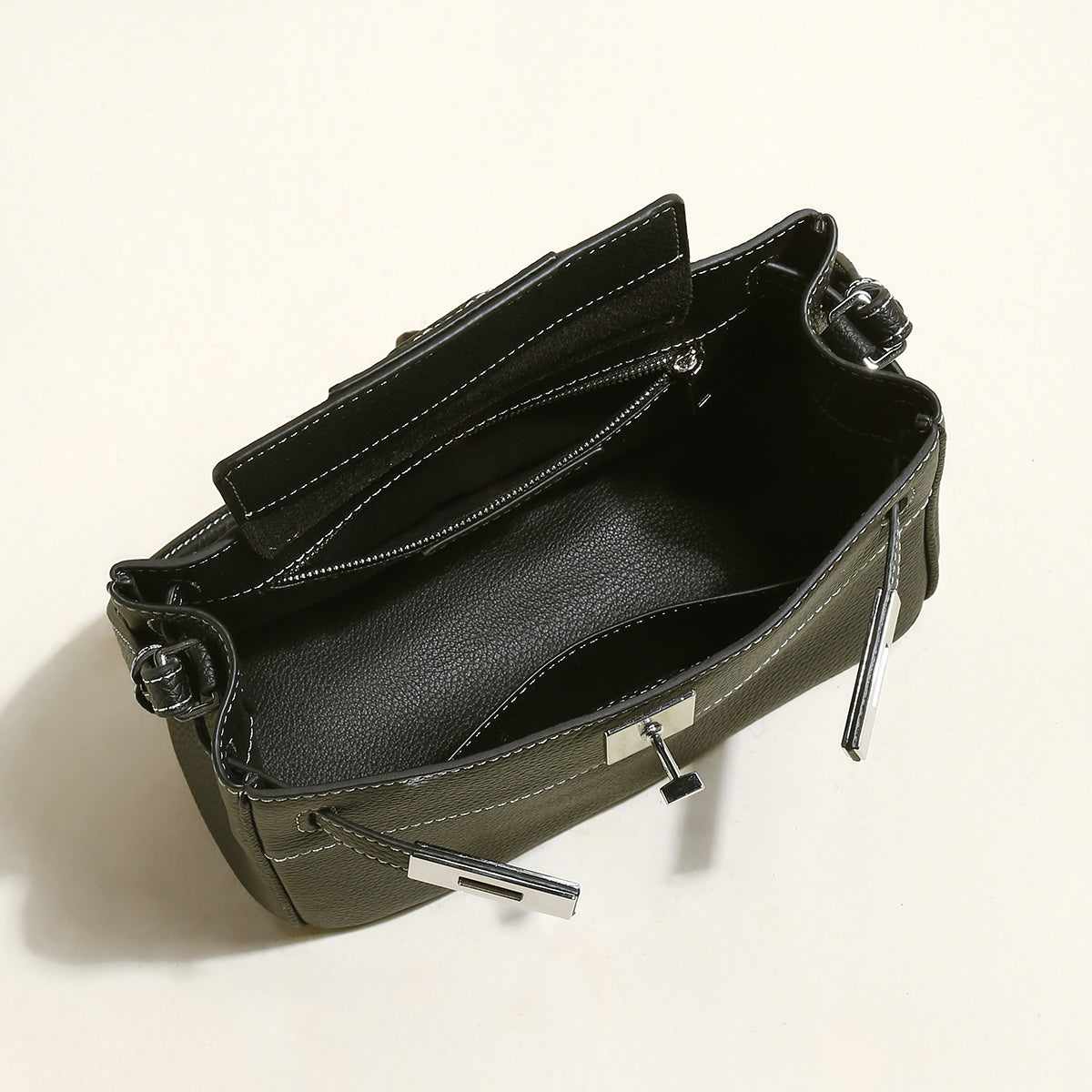 Classic Leather Box Bag