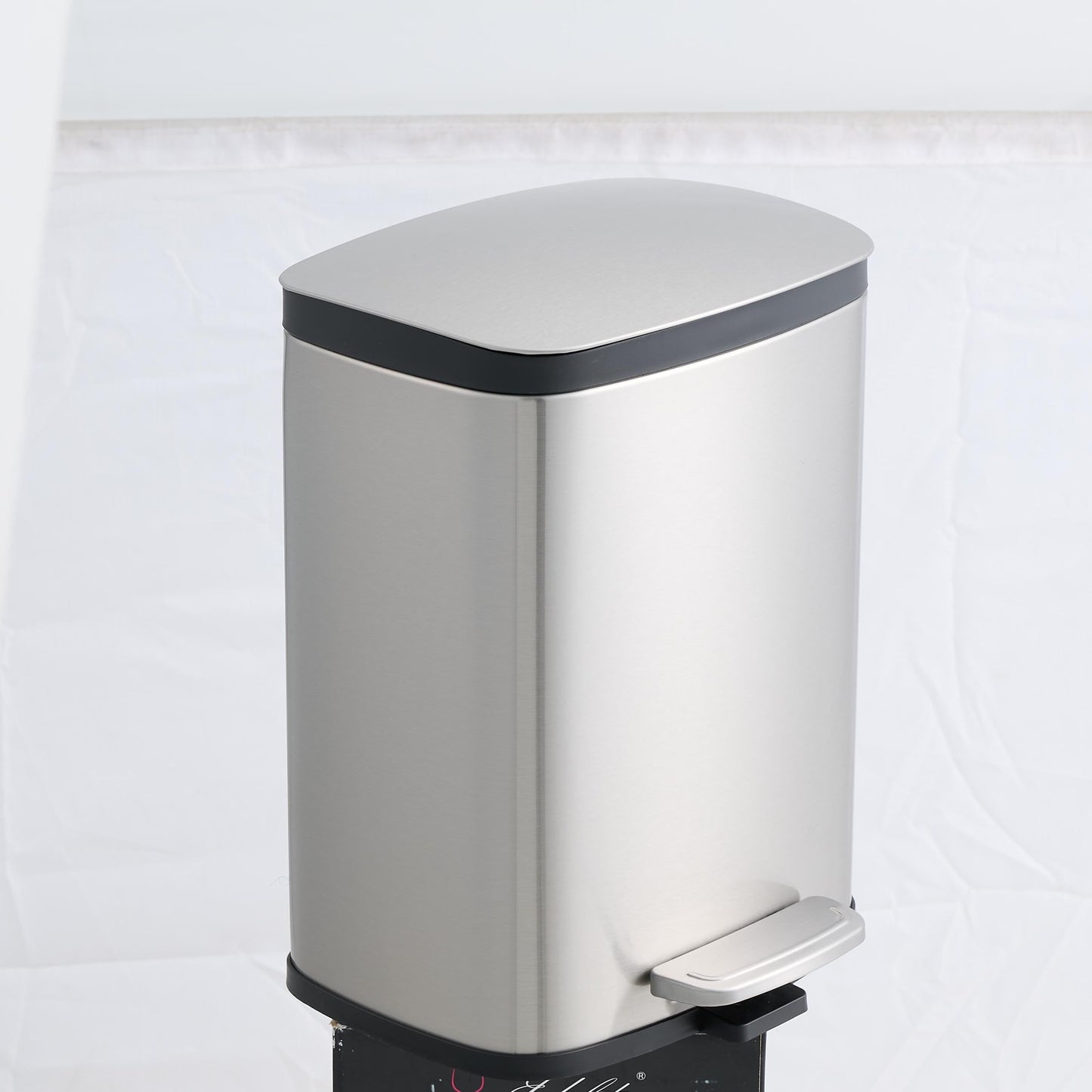 4 Supply Stainless Steel Kitchen Trash Can