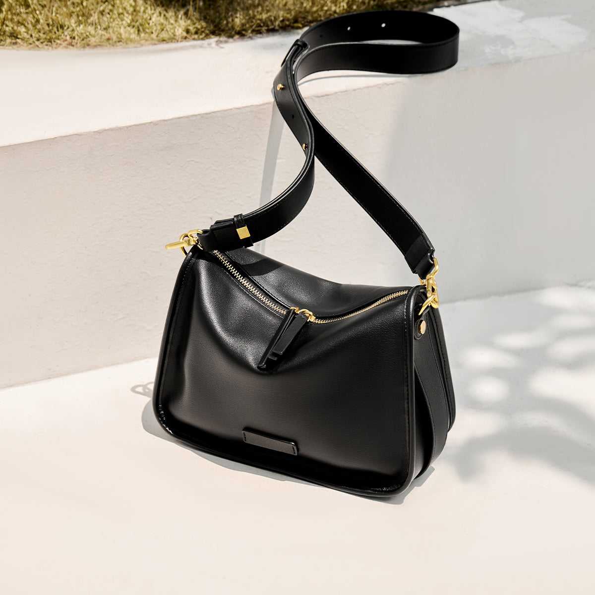 Classic Julie Leather Slouch Shoulder Bag