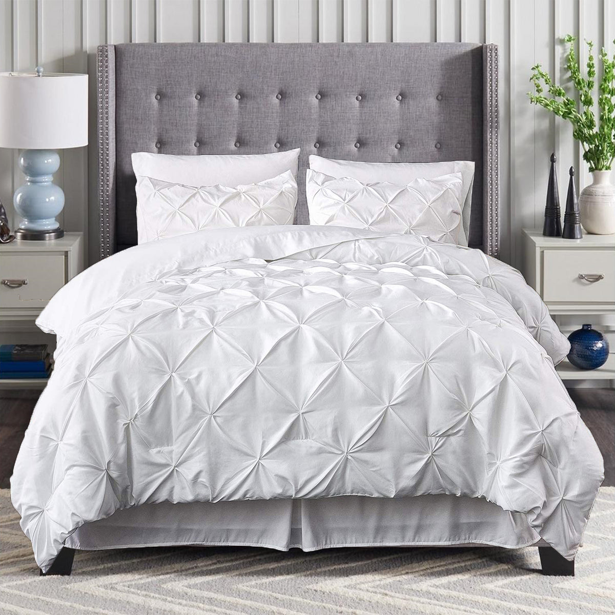 Elegant Comfort 8-Piece Pintuck Pinch Pleated Comforter Set - Includes 4-Piece Sheet Set with Double Sided Storage Pockets