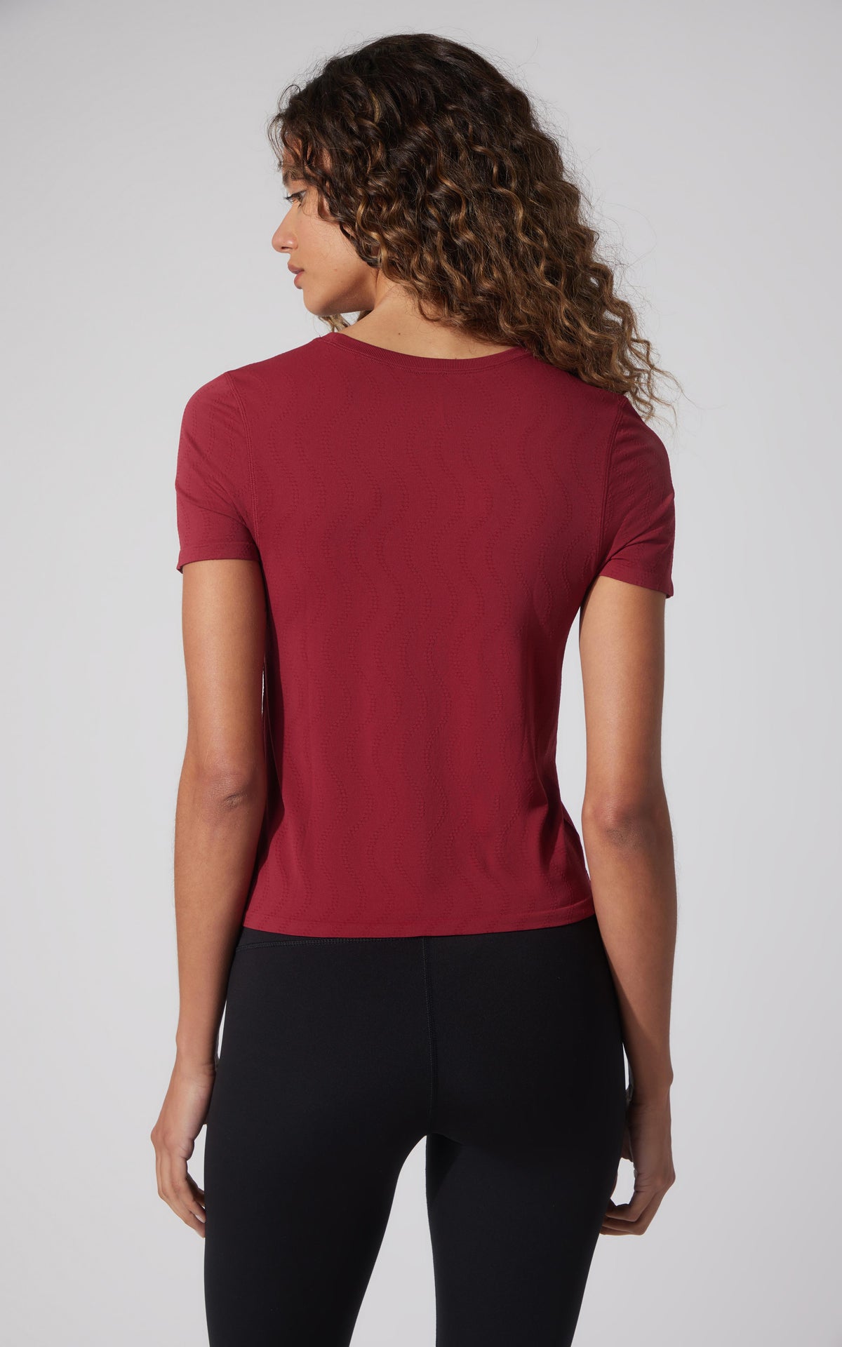 90 Degree by Reflex Seamless Crew Neck Patterned Short Sleeve Top