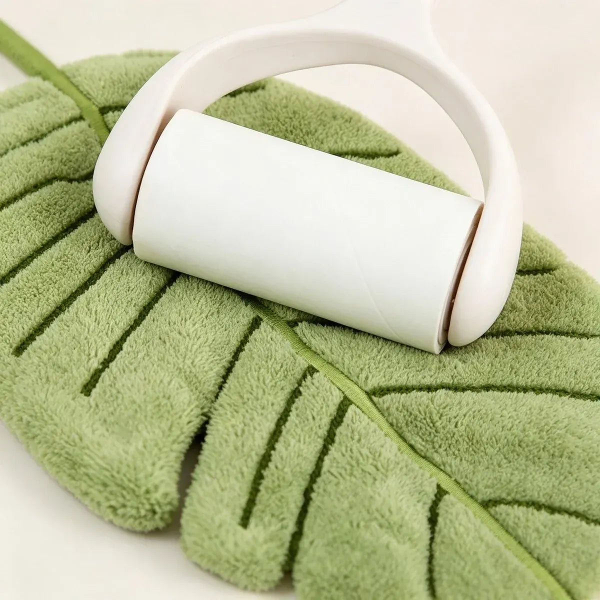 Decorative Leaf Hand Towel