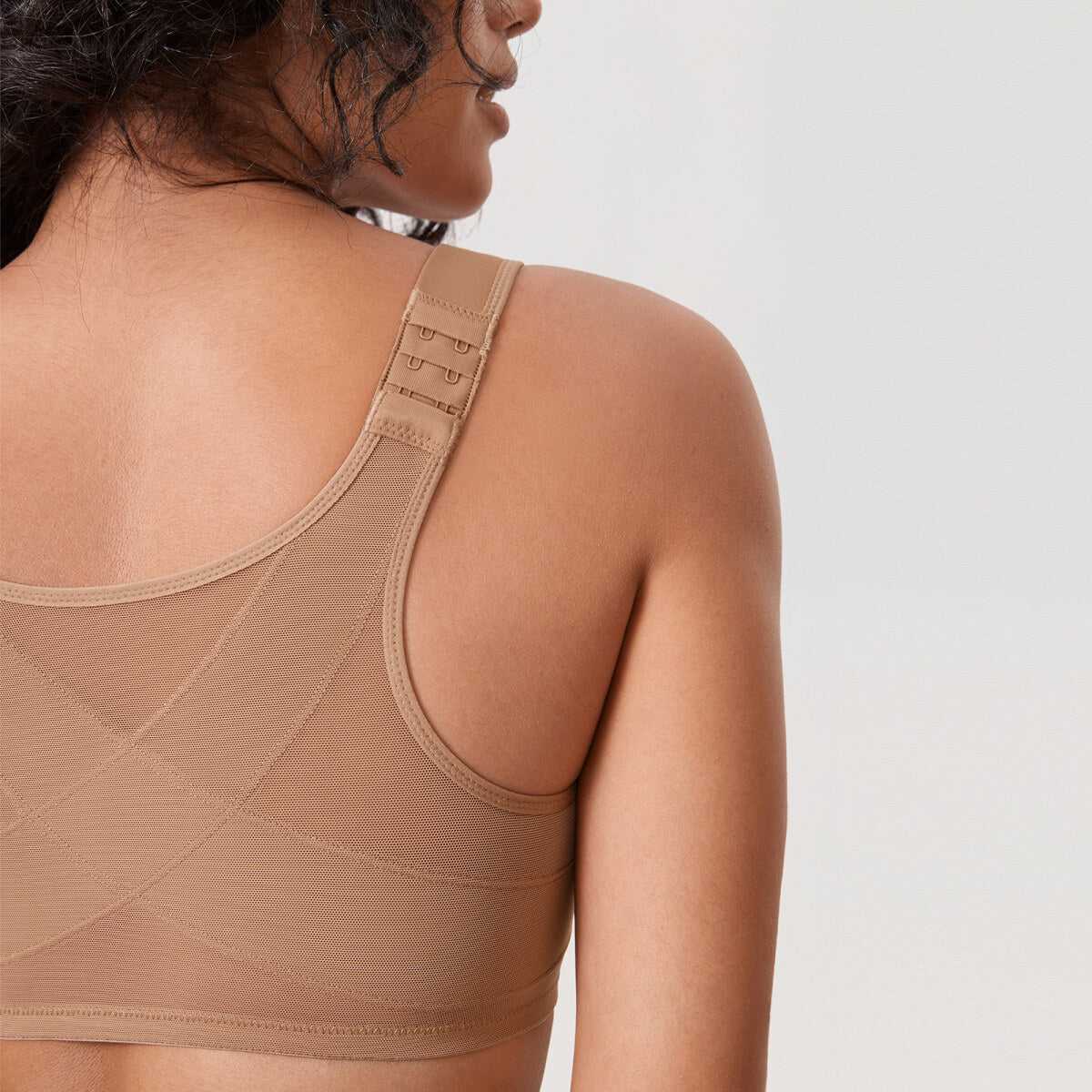 Front Closure Posture Support Underwire Plunge Bra